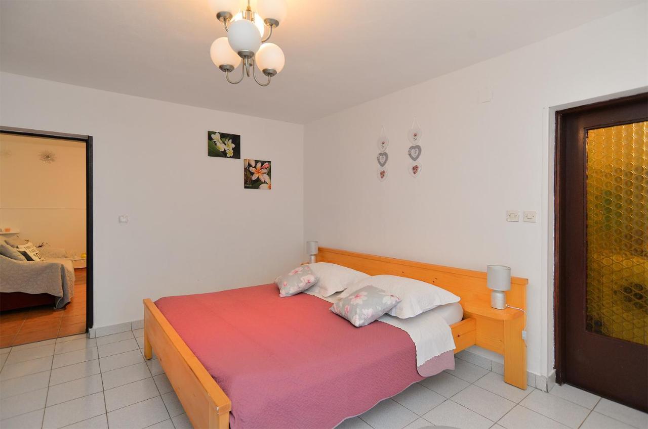 Apartment Dulijana 2042 Пула Екстериор снимка